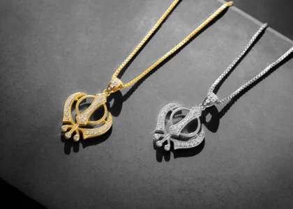 gold locket and pendant designs
